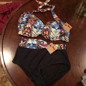 High waisted bikini set.